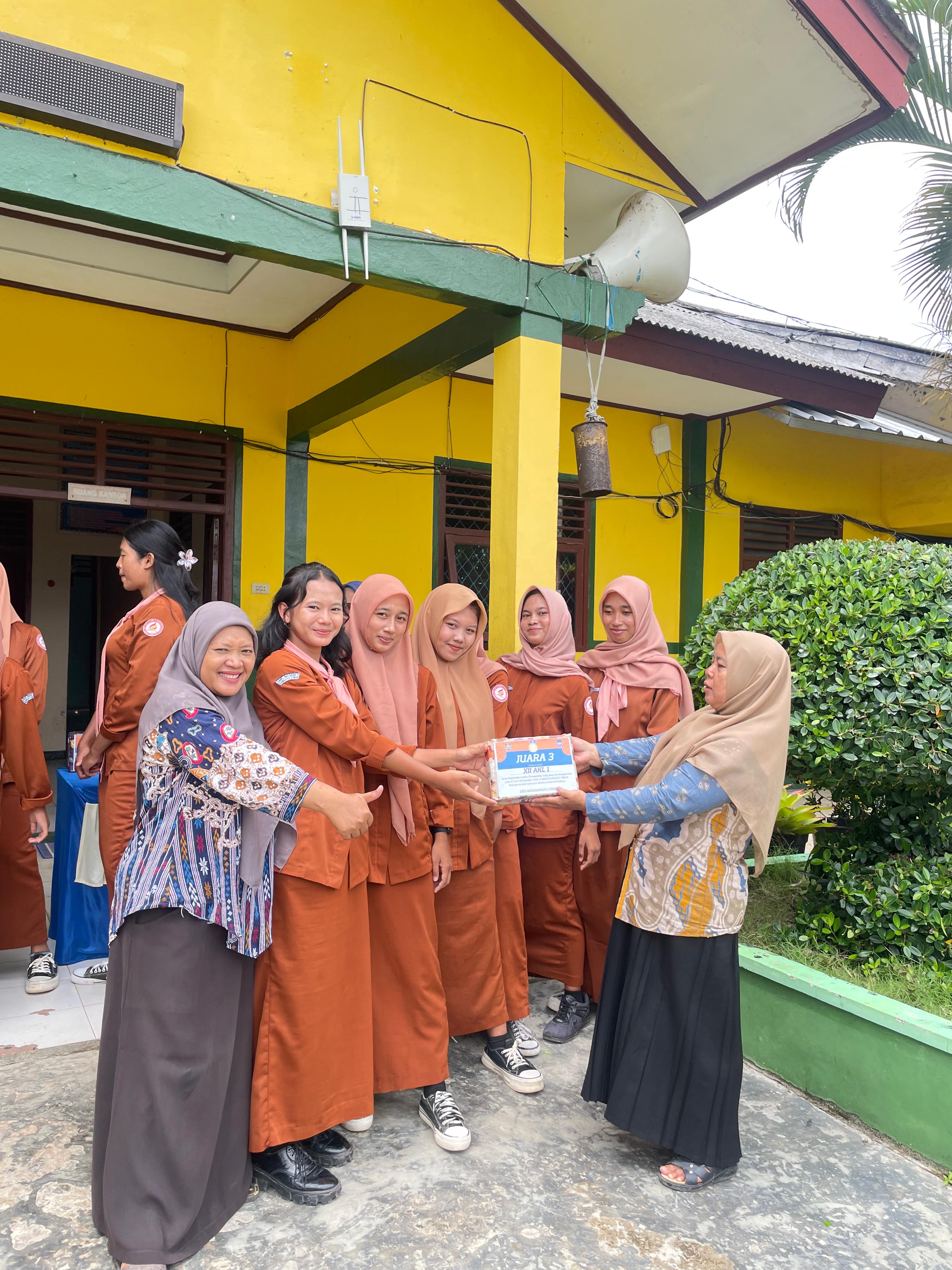 SMKN Rawajitu Timur Laksanakan Kegiatan Classmeet dan Lomba Kebersihan Sebagai Penutup Semester